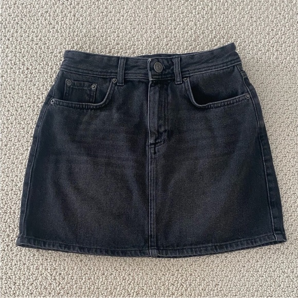 Urban Outfitters Dresses & Skirts - BDG Urban Outfitters Black Denim Skirt
